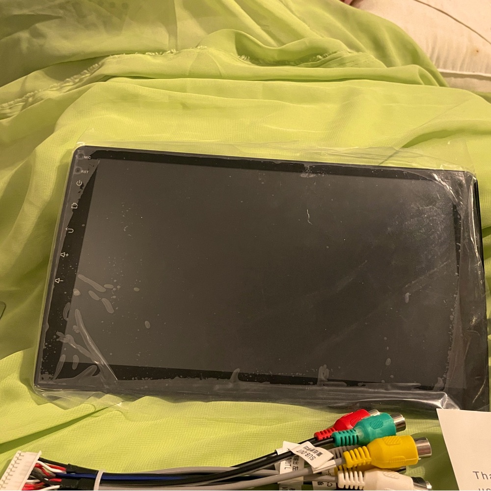 BRAND NEW touch screen radio never installed still in the box